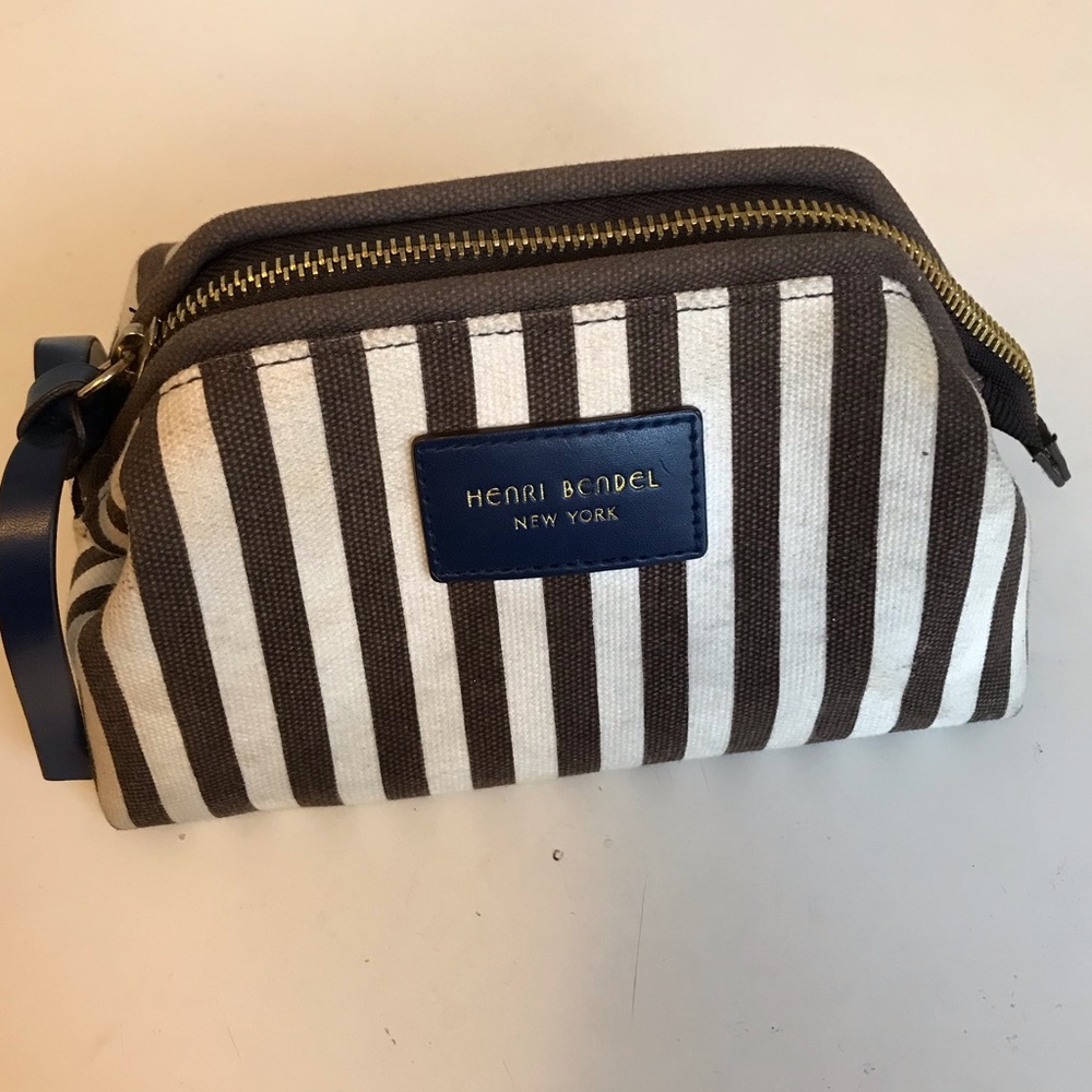 Makeup bag